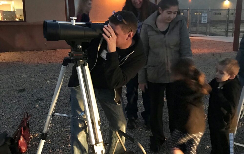 Bringing STEM and stars to youths of Arizona 1